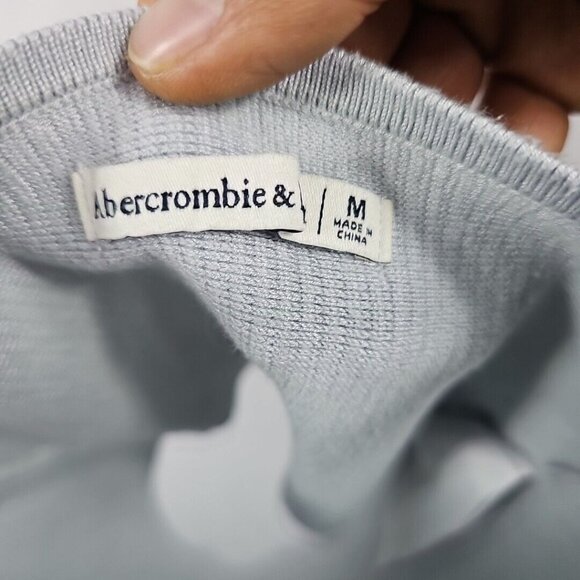 Abercrombie & Fitch Crop Top Womens M Baby Blue Stretchy Ribbed Knit Preppy Sexy - Picture 7 of 7